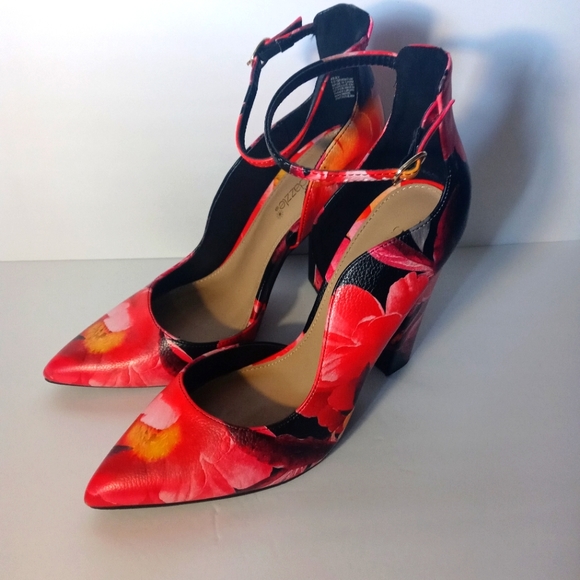 Shoe Dazzle Shoes - Kiley Style block heels Size 10 4.5 in